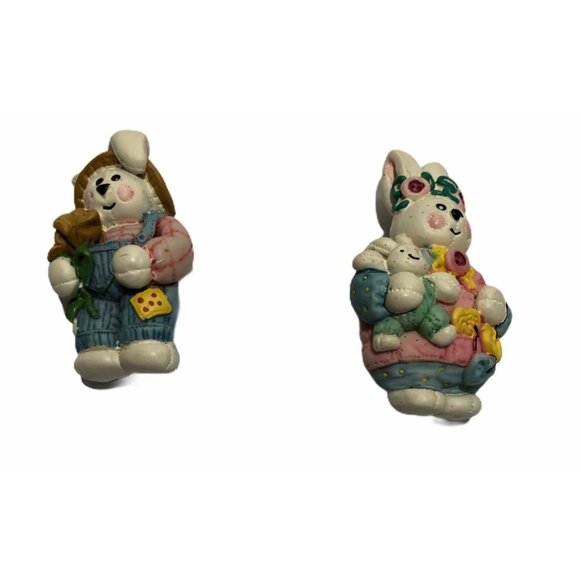 Easter Pins Resin Holiday Spring Bunnies Brooch Lot of 2 Vintage Costume - Picture 1 of 7